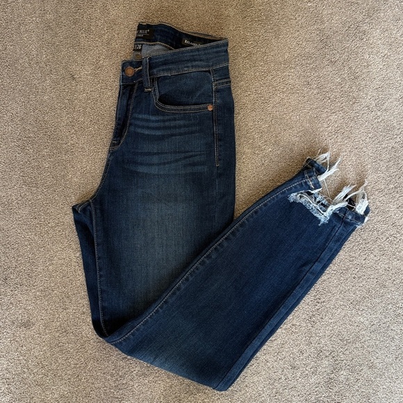 Judy Blue Denim - Judy Blue Dark Wash Raw Hem Relaxed Fit Jeans Size 3/26